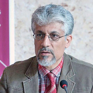  واکنش‌‌ها به درخواست تلخ یک نویسنده