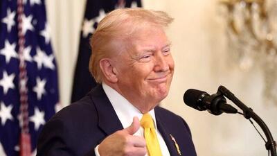  ژست خیرخواهانه ترامپ با ادعای کمک به بیماران/ کشتی بیمارستانی در راه گرینلند است!+ عکس