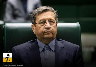  همتی: ۶.۷ میلیارد دلار ارز به بازار تجاری تزریق شد