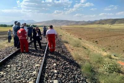  برخورد قطار با عابر در قم یک قربانی گرفت