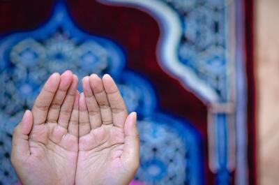  نجوای سحر در رمضان؛ «دعای بهاء» چرا محبوب‌ترین مناجات شب‌های ماه خداست؟