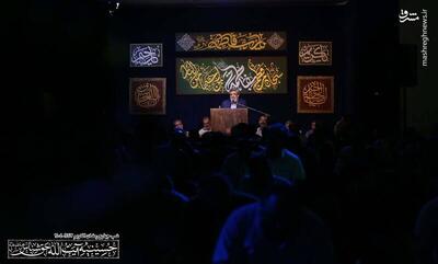  عکس/ چهارمین شب از ماه رمضان در حسینیه آیت‌الله حق‌شناس