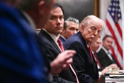  اکسیوس: برخی مشاوران ترامپ از او خواسته‌اند فعلاً از حمله به ایران خودداری کند