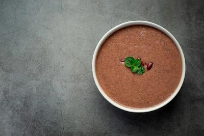  طرز تهیه فرنی کاکائویی خانگی؛ دسری مقوی و مناسب ماه رمضان