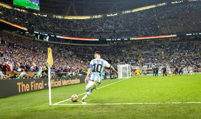  زاویه‌های غیرممکن؛ تلاش ستاره‌ها برای گلزنی مستقیم از نقطه کرنر - پارس فوتبال