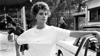  سوفیا لورن: همیشه آرزوی خوردن یک شکم غذای سیر را در دل داشتم