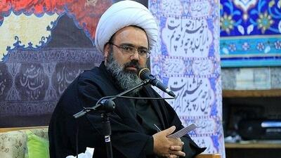  فیلم/ آیت الله دانشمند: شیرازیا سر هر موضوعی یه فال حافظ میگیرن معمولا درست هم در میاد نمونش هم فال حاج آقا دانشمند