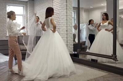  راهنمای کامل پرو لباس عروس؛ از انتخاب لباس زیر تا سبک لباس و اصلاح