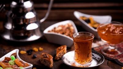  ضرورت کاهش مصرف مواد غذایی شیرین در وعده سحری| آیا در ماه رمضان، اضافه وزن پیدا می‌کنید؟