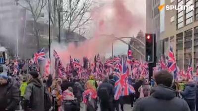  هزاران نفر در منچستر علیه مهاجرت راهپیمایی کردند