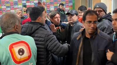  تنش در کنفرانس ربیعی در پی توهین به خبرنگاران