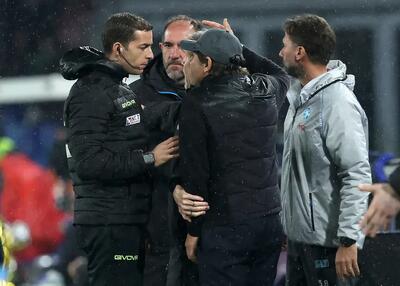  خشم ناپولی از داوری: این فوتبال مایه ننگ است!