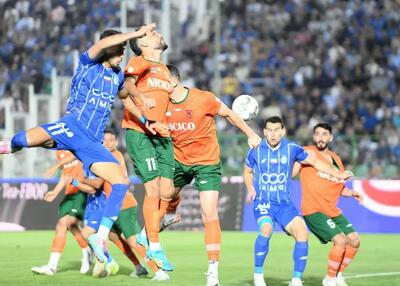  گزارش زنده: مس 0 - استقلال 0