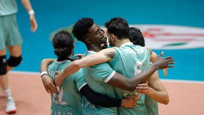  پیروزی ۳ بر ۰ پیکان برابر مهرگان نور در لیگ برتر والیبال