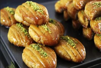  آموزش شکر پاره شیرینی عید / طرز تهیه ی شیرینی شکر پاره ترکی