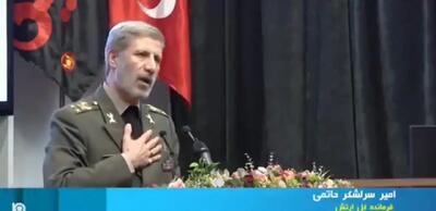  ببینید/ فرمانده کل ارتش: در برابر دشمن با تمام قوا از ایران عزیزمان دفاع خواهیم کرد