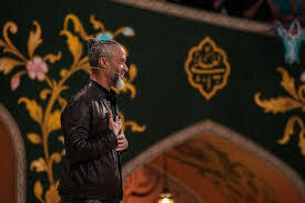 احترام ویژۀ بسکتبالیست مسلمان آمریکایی به قرآن + ویدئو