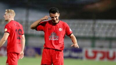  حسین‌زاده دست نیافتنی‌تر می‌شود