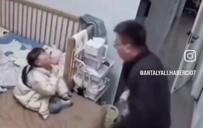  ببینید | کودک دو ساله چینی با اقدام سریع، جان خواهرش را از خفگی نجات داد!