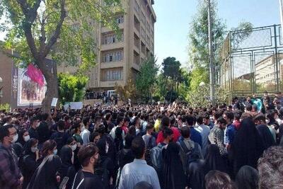  ورود دادستانی به ماجرای تجمعات دانشگاه شریف/ رئیس دانشگاه: اگر تعداد ممنوع الورودها زیاد شود دانشگاه را مجازی می‌کنیم
