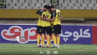  سپاهان با پیروزی مقابل استقلال خوزستان به صدر نزدیک‌تر شد - پارس فوتبال