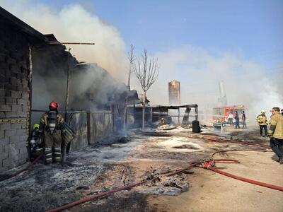  انفجار بشکه‌های تینر در کارگاه چوب‌بری