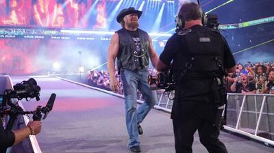  وقتی براک لزنر خارج از نمایش‌نامه رفتار کرد؛ «ببخشید، یادم رفت!»/ اخبار WWE