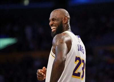  ‏لبران جیمز: اولین ۴۳ هزار امتیازی تاریخ NBA