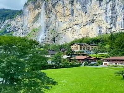  سوئیس، دره لاتربرونن