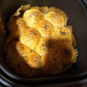  بفرمایید نان خرمایی من برا سحر