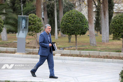  وزیر علوم: میان اعتراض و آشوب تفکیک است و با آشوبگر در شوراهای انضباطی برخورد جدی می‌شود