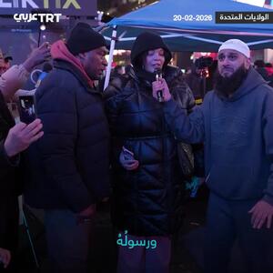  مسلمان شدن دو آمریکایی در مراسم افطار میدان تایمز