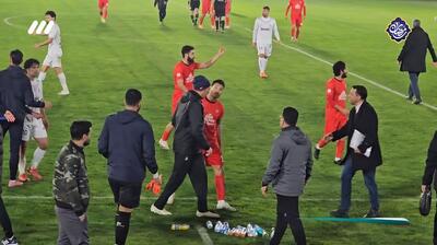  حواشی و جنجال‌های پایان بازی ملوان و تراکتور