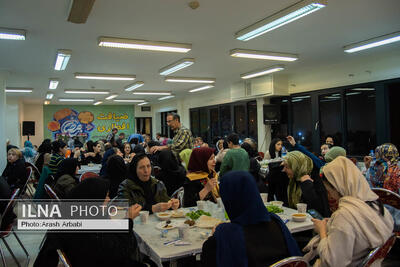  ضیافت افطاری خانه کارگر با حضور  کارگران و بازنشستگان