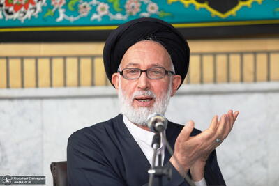  آیت‌الله ایازی: قرآن از طریق اقناع و تربیت درونی در پی هدایت مخاطب است