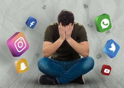  ببینید | صداوسیما باز هم علیه فضای مجازی؛ روایت حسین آقامیری روی آنتن شبکه سه از کارشکنی پلتفرم واتساپ در مقابل ایران!