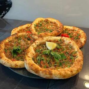  طرز تهیه پیتزا ترکی ساده + فوت و فن - مجله اینترنتی کولاک