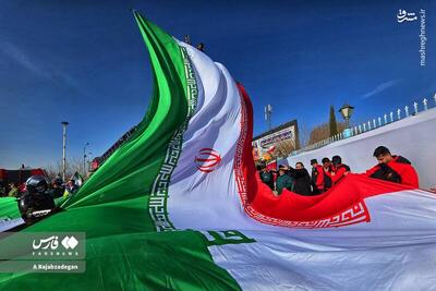  پرچم ایران، تجلیِ تاریخِ سترگِ ملتی سرافراز است