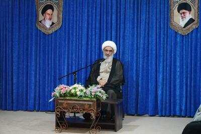  امام جمعه بوشهر: روحانیون مولفه قدرت برای نظام هستند