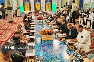  نور قرآن در مسجد جامع «زاهدان»؛ از جزءخوانی تا تدبر در آیات