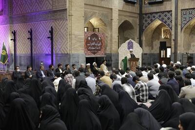  دیدار تولیت آستان قدس رضوی با دانشجویان مشهدی