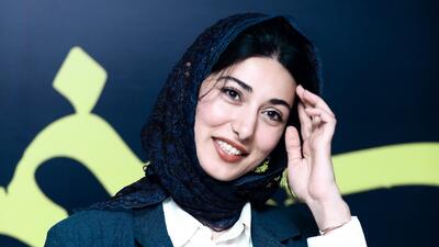  عکس / نگاهی به دکوراسیون فوق شیک اتاق زهرا سزاوار بازیگر سریال ساهره / از مبلمان دخترانه تا تابلو دویاری های شطرنجی و بومرنگی
