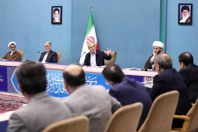  دوقطبی‌سازی جامعه، کشور را با چالش جدی مواجه می‌کند | سیاست روز
