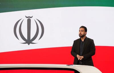  «خدا کند که بمیرم وطن‌فروش نباشم»