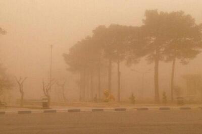  غیرحضوری شدن مدارس و دانشگاه‌های ۶ شهر به دلیل بروز گرد و غبار