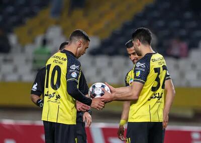  سپاهان پنالتی‌زن اولش را زنده نگه ‌داشت!