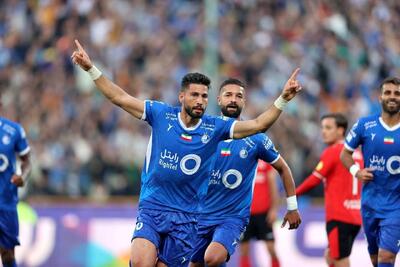  تقابل استقلال و سپاهان پیش از سال نو