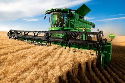  ۶۵ درصد کمباین‌ها و تراکتورها مستهلک هستند