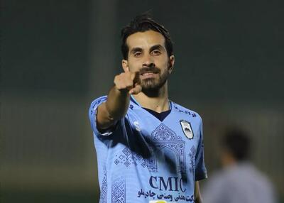  بازیکن چادرملو: هنوز به حق واقعی‌مان در لیگ برتر نرسیدیم/ پاس گل دادن را بیشتر از گل زدن دوست دارم
