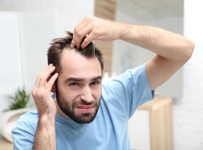 علت رشد کند موی کاشته شده چیست؟